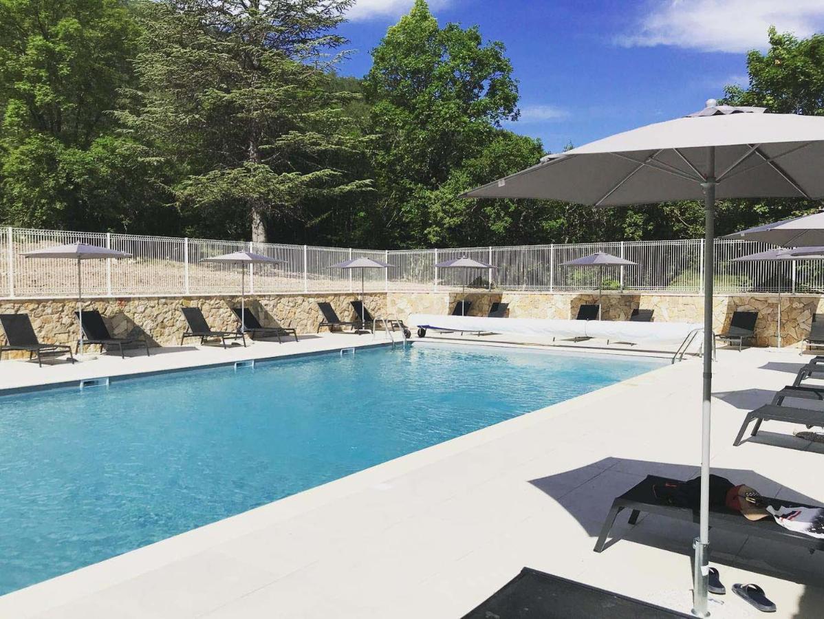 Camping La Ferme de Castellane Exterior foto