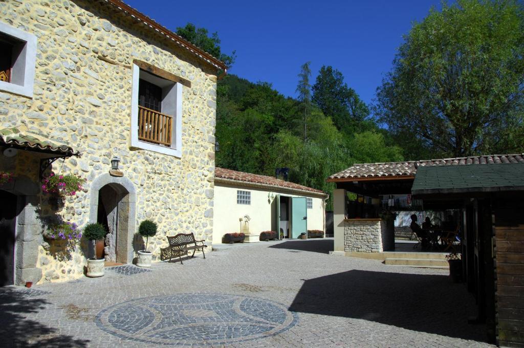 Camping La Ferme de Castellane Exterior foto