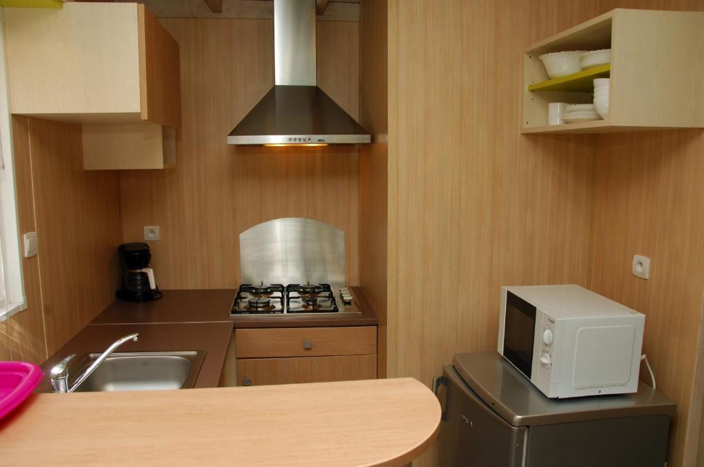 Camping La Ferme de Castellane Habitación foto