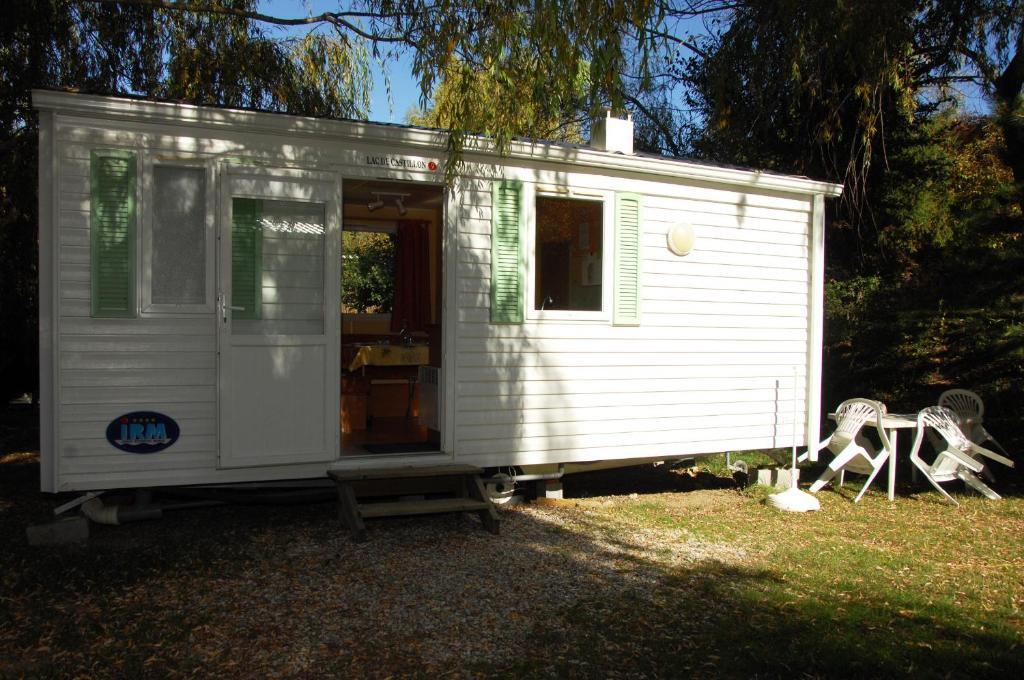 Camping La Ferme de Castellane Habitación foto
