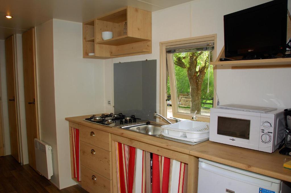 Camping La Ferme de Castellane Habitación foto