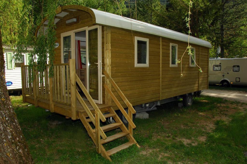Camping La Ferme de Castellane Habitación foto